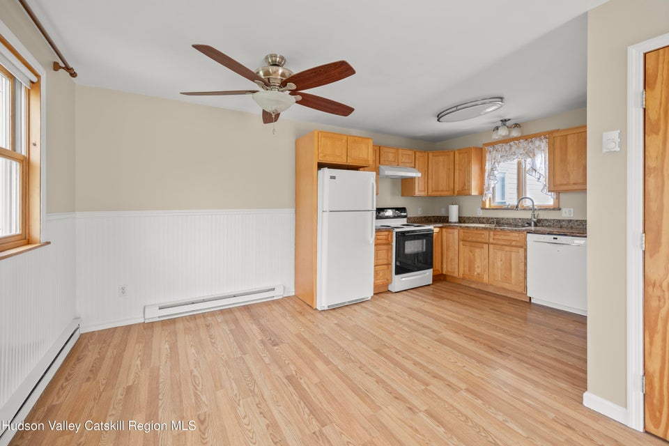 292 Mansion, 12051, 1 Bedroom Bedrooms, ,1 BathroomBathrooms,Apartment,For Rent,Mansion,1565