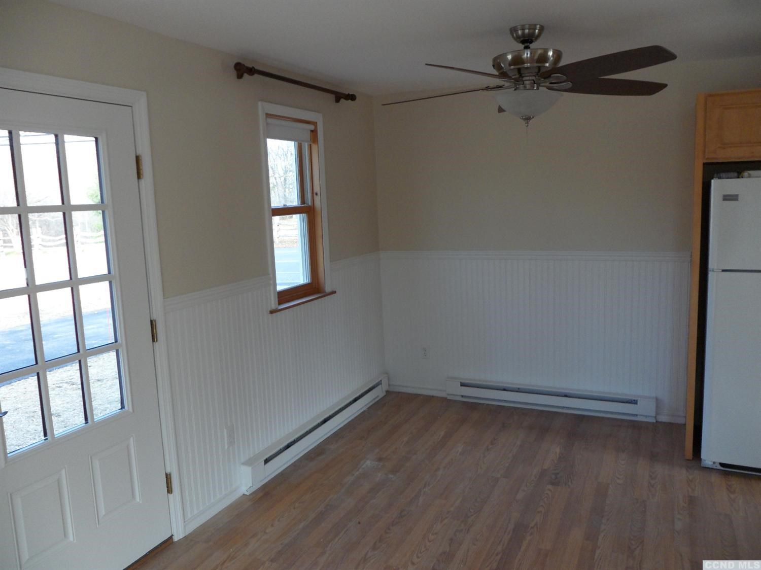 292 Mansion, 12051, 1 Bedroom Bedrooms, ,1 BathroomBathrooms,Apartment,For Rent,Mansion,1565