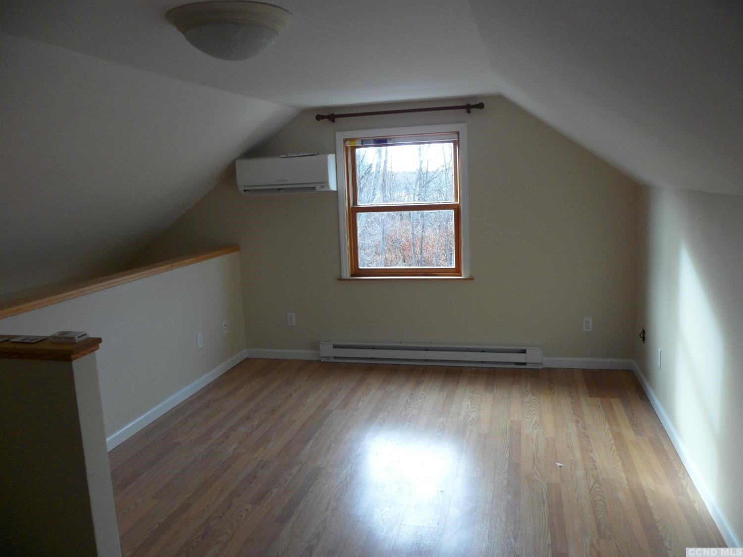 292 Mansion, 12051, 1 Bedroom Bedrooms, ,1 BathroomBathrooms,Apartment,For Rent,Mansion,1565