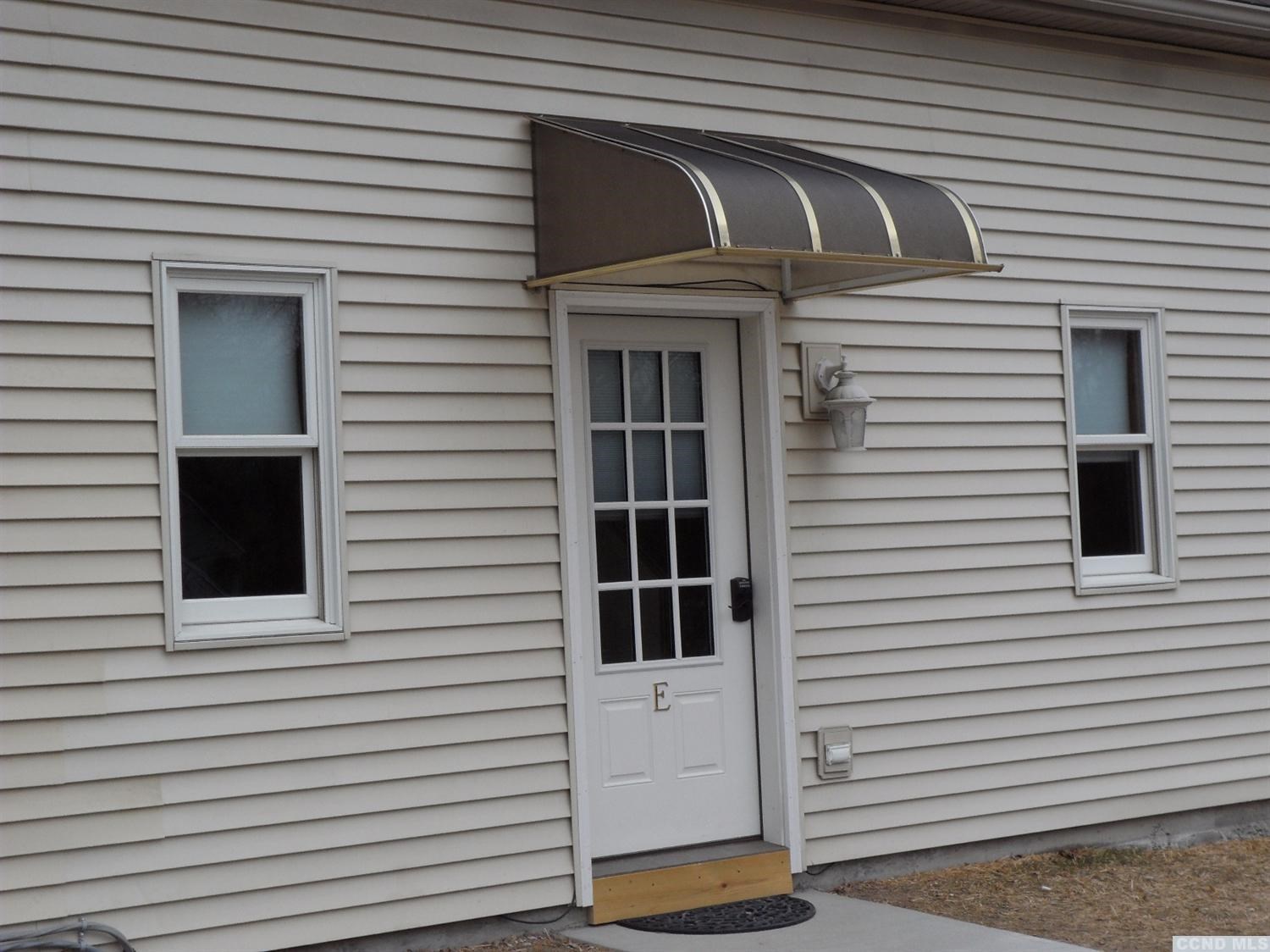 292 Mansion, 12051, 1 Bedroom Bedrooms, ,1 BathroomBathrooms,Apartment,For Rent,Mansion,1565