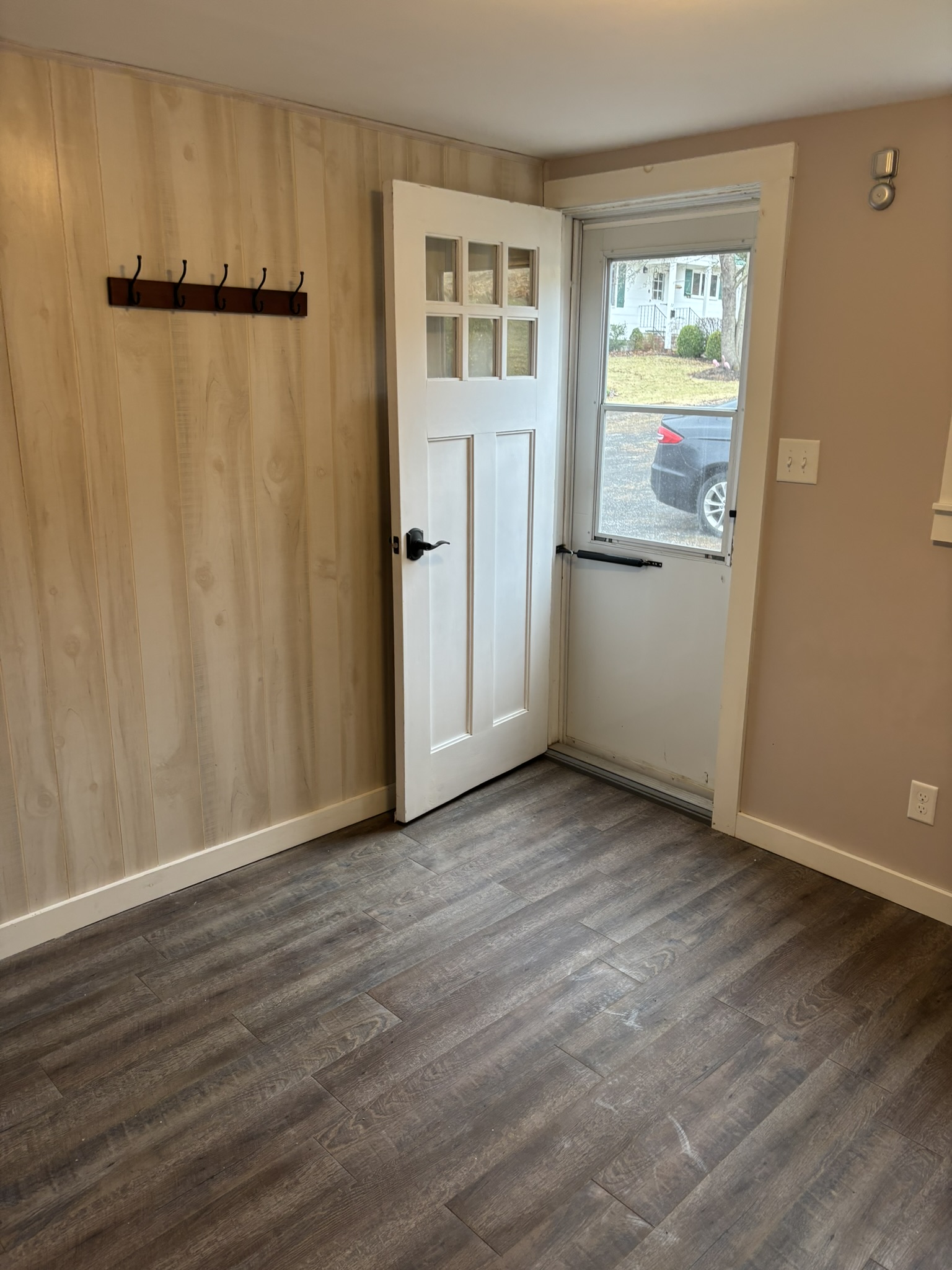 72 Van Riper, 12192, 1 Bedroom Bedrooms, ,1 BathroomBathrooms,Apartment,For Rent,Van Riper,1567