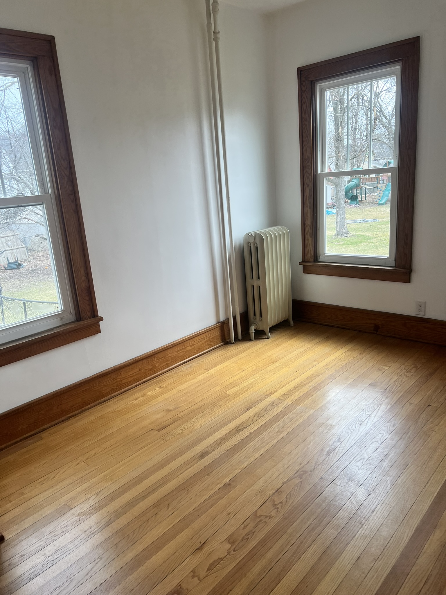 60 Pulver, 12143, 3 Bedrooms Bedrooms, ,1 BathroomBathrooms,Apartment,For Rent,Pulver,1568