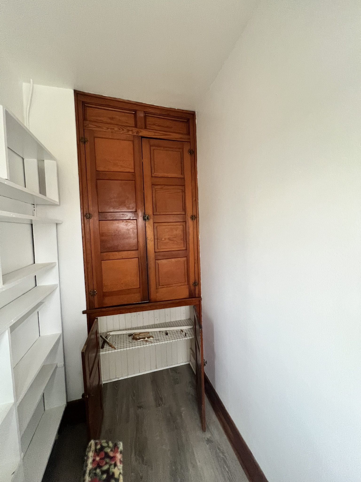 60 Pulver, 12143, 3 Bedrooms Bedrooms, ,1 BathroomBathrooms,Apartment,For Rent,Pulver,1568