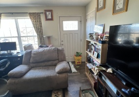 370 Highmount, 12124, 3 Bedrooms Bedrooms, ,2 BathroomsBathrooms,Single Family,For sale,Highmount,1570