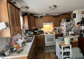 370 Highmount, 12124, 3 Bedrooms Bedrooms, ,2 BathroomsBathrooms,Single Family,For sale,Highmount,1570