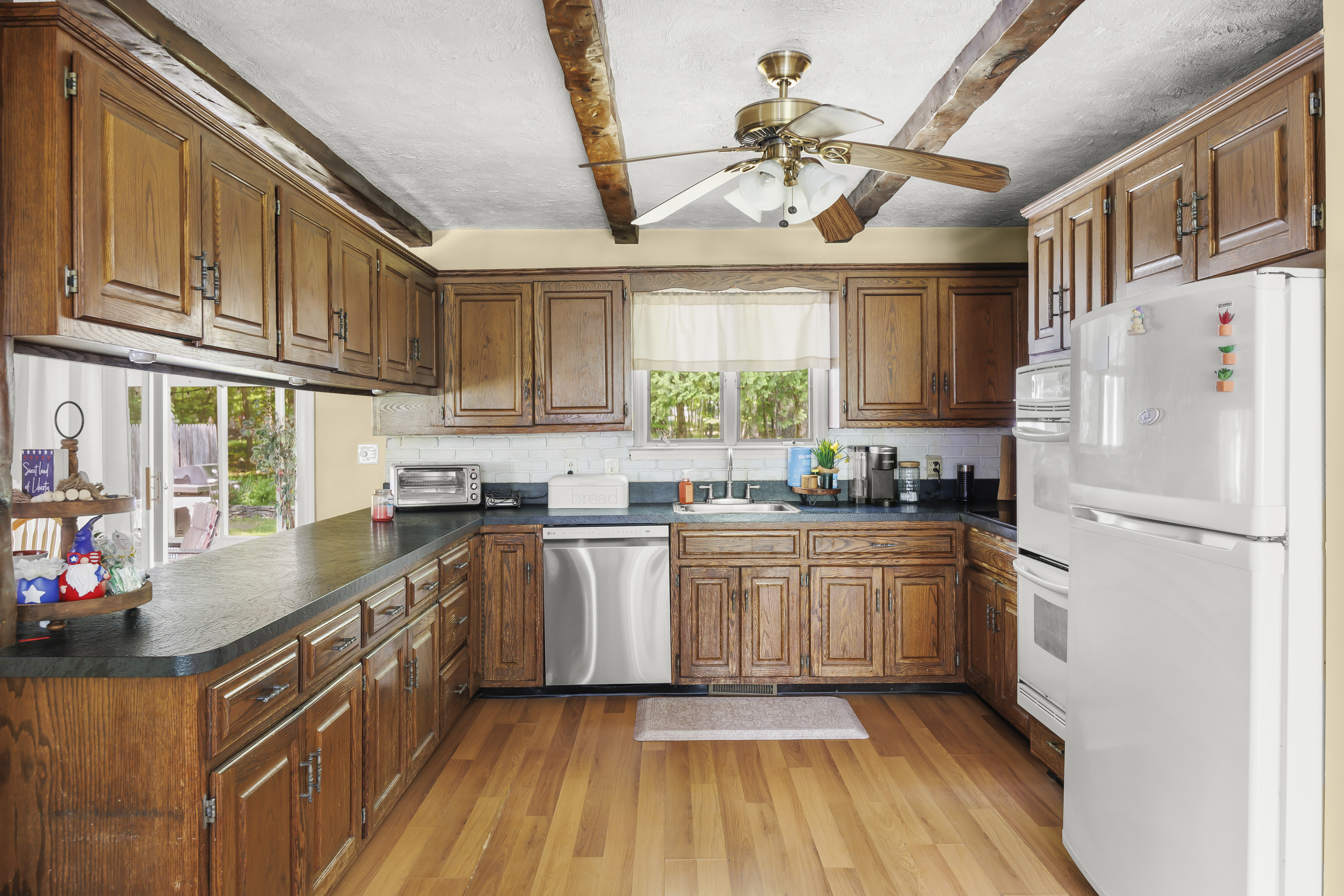 21 Lacorte, 12414, 3 Bedrooms Bedrooms, ,2.5 BathroomsBathrooms,Single Family,Pending,Lacorte,1571