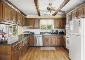 21 Lacorte, 12414, 3 Bedrooms Bedrooms, ,2.5 BathroomsBathrooms,Single Family,Pending,Lacorte,1571