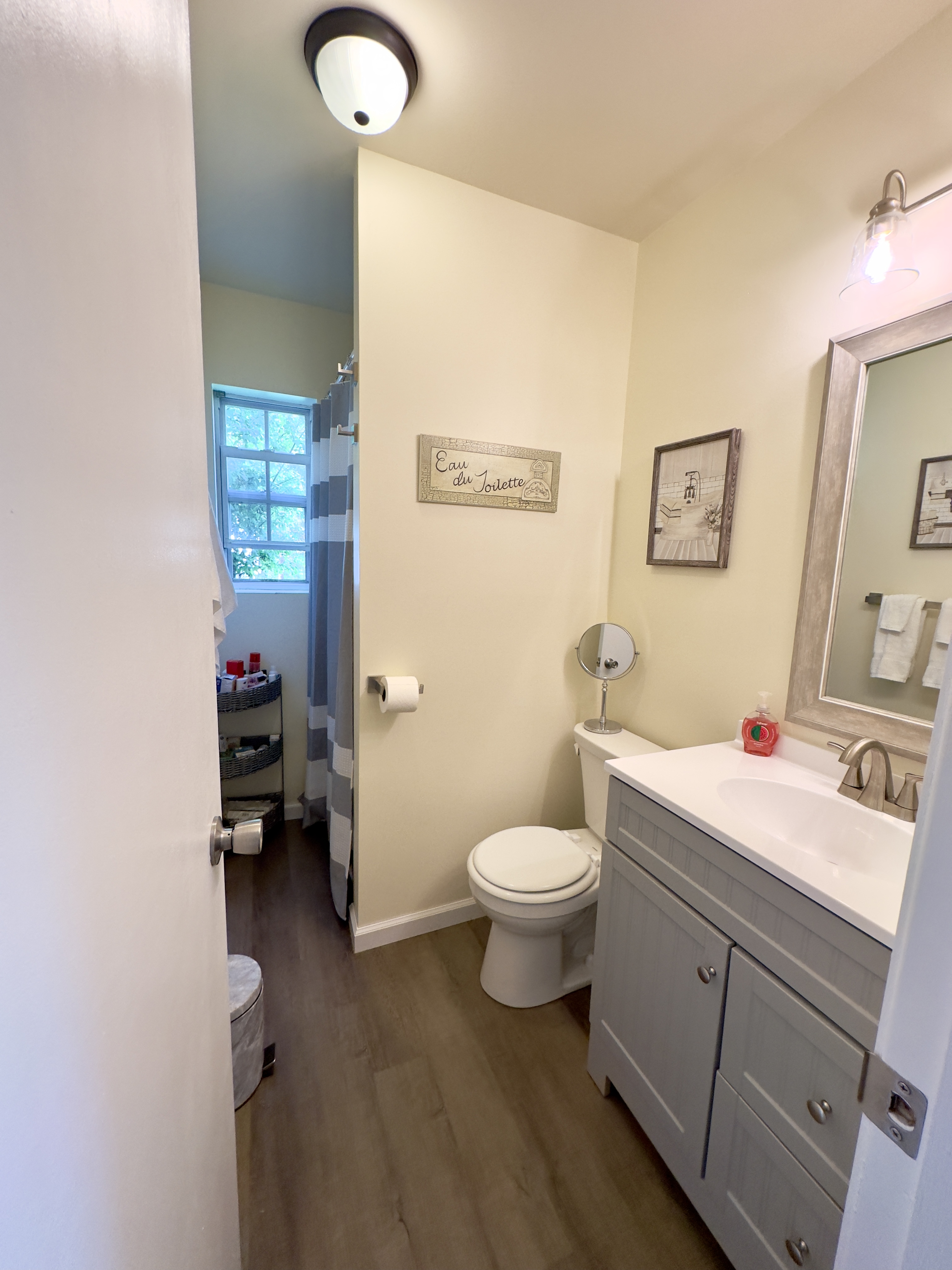 12 Luke, 12051, 3 Bedrooms Bedrooms, ,2 BathroomsBathrooms,Single Family,For sale,Luke,1573