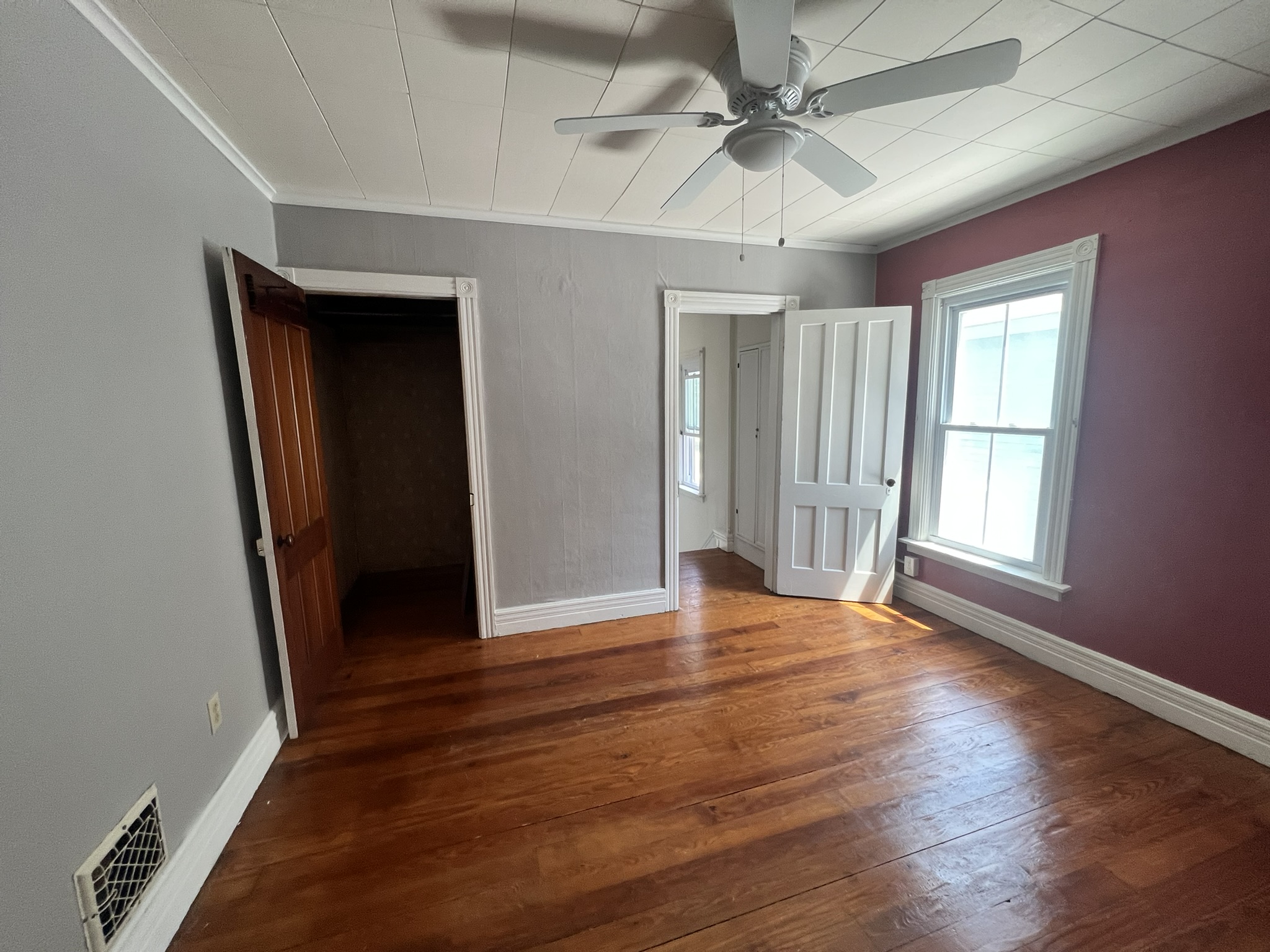 7 Freleigh, 12051, 3 Bedrooms Bedrooms, ,1.5 BathroomsBathrooms,Single Family,Pending,Freleigh,1574