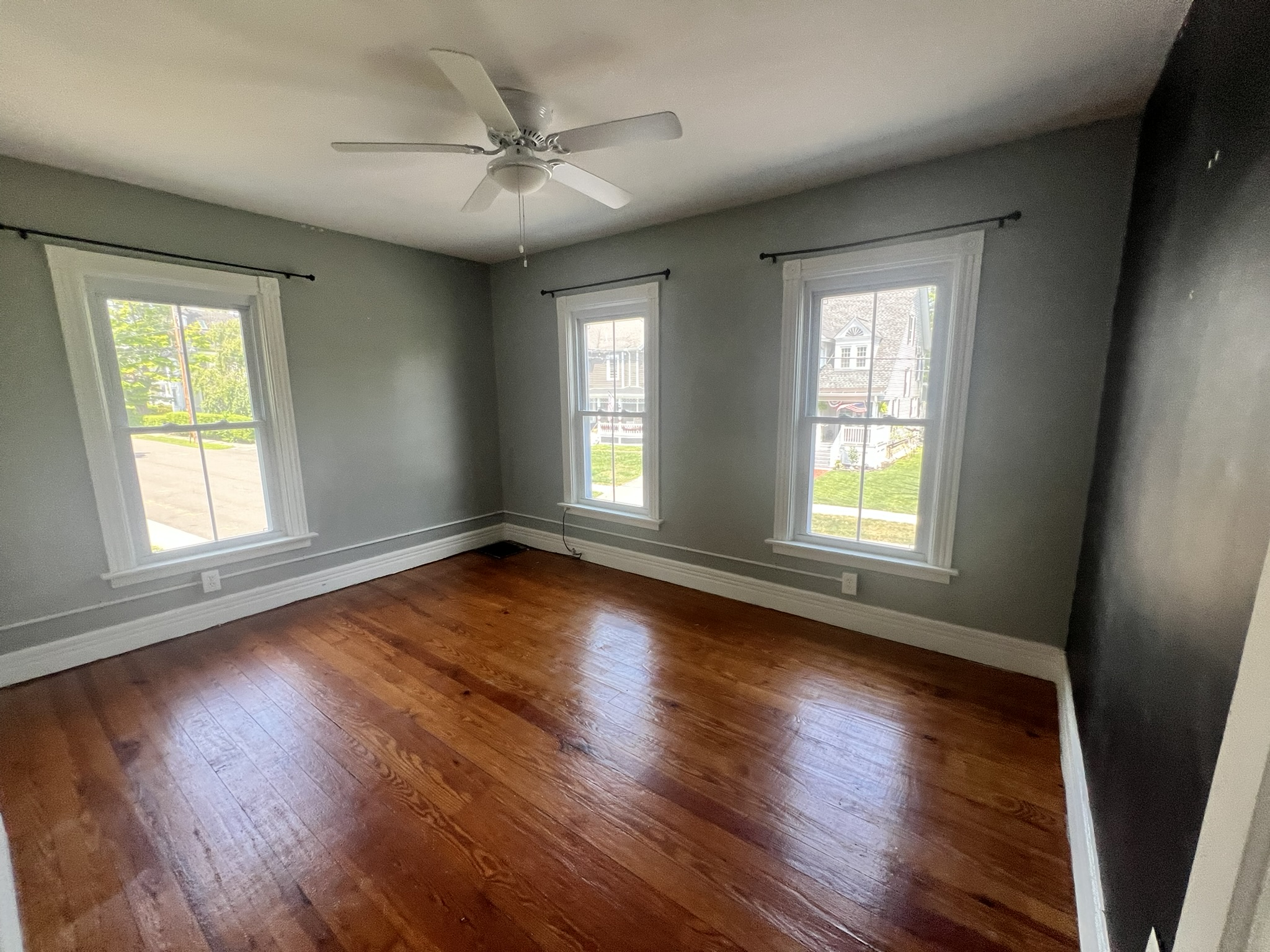 7 Freleigh, 12051, 3 Bedrooms Bedrooms, ,1.5 BathroomsBathrooms,Single Family,Pending,Freleigh,1574