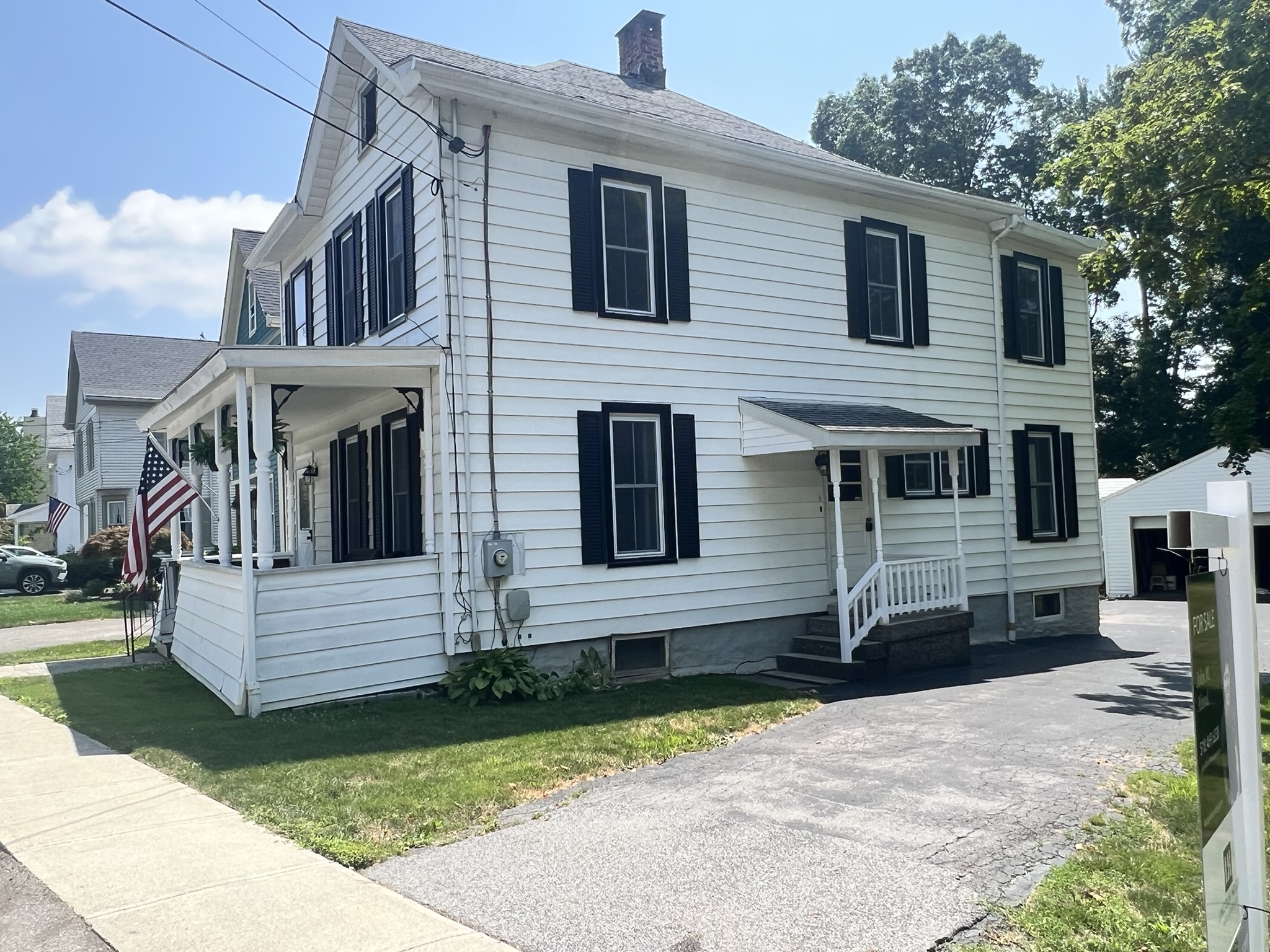 7 Freleigh, 12051, 3 Bedrooms Bedrooms, ,1.5 BathroomsBathrooms,Single Family,Pending,Freleigh,1574
