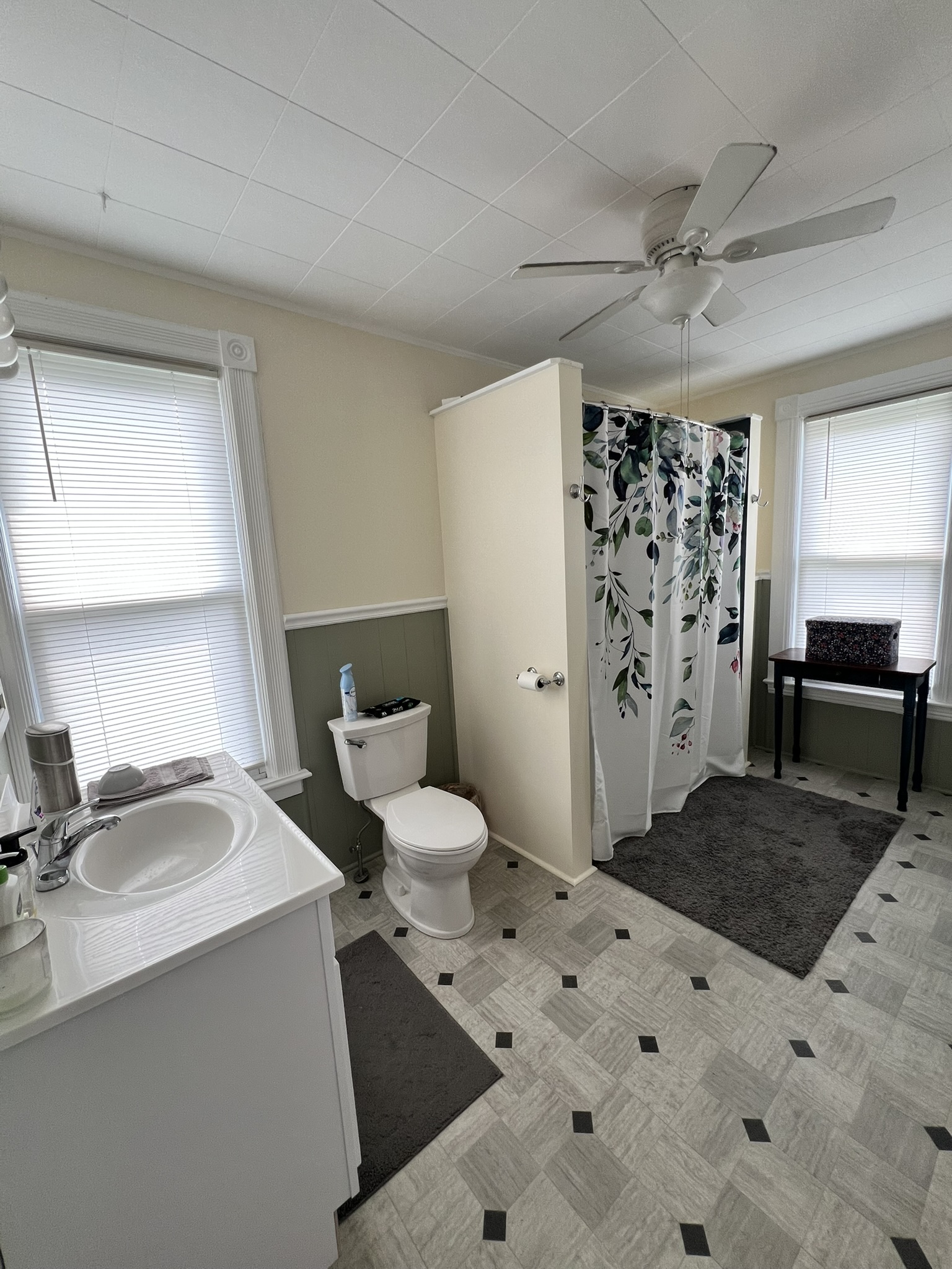 2 Sunset, 12051, 3 Bedrooms Bedrooms, ,2 BathroomsBathrooms,Single Family,For sale,Sunset,1576