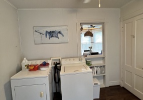 2 Sunset, 12051, 3 Bedrooms Bedrooms, ,2 BathroomsBathrooms,Single Family,For sale,Sunset,1576