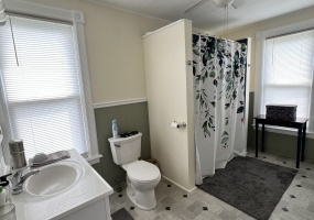 2 Sunset, 12051, 3 Bedrooms Bedrooms, ,2 BathroomsBathrooms,Single Family,For sale,Sunset,1576