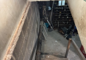 18 Schryver, 12401, 3 Bedrooms Bedrooms, 0 ,1 BathroomBathrooms,Single Family,For sale,Schryver,0,1579