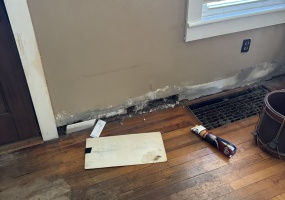 18 Schryver, 12401, 3 Bedrooms Bedrooms, 0 ,1 BathroomBathrooms,Single Family,For sale,Schryver,0,1579