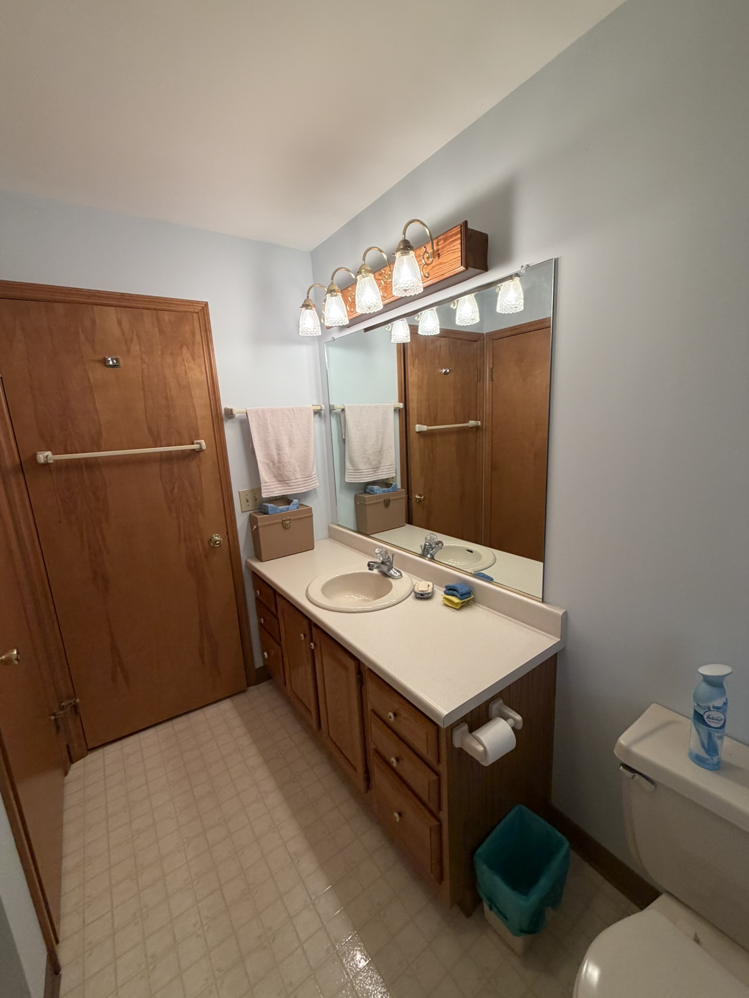 21 S. Court, 12083, 0 , 0 ,0,Townhome,For sale,S. Court,0,1584