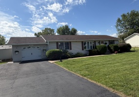 10 Constantine, 12015, 3 Bedrooms Bedrooms, 0 ,2 BathroomsBathrooms,Single Family,For sale,Constantine ,0,1592